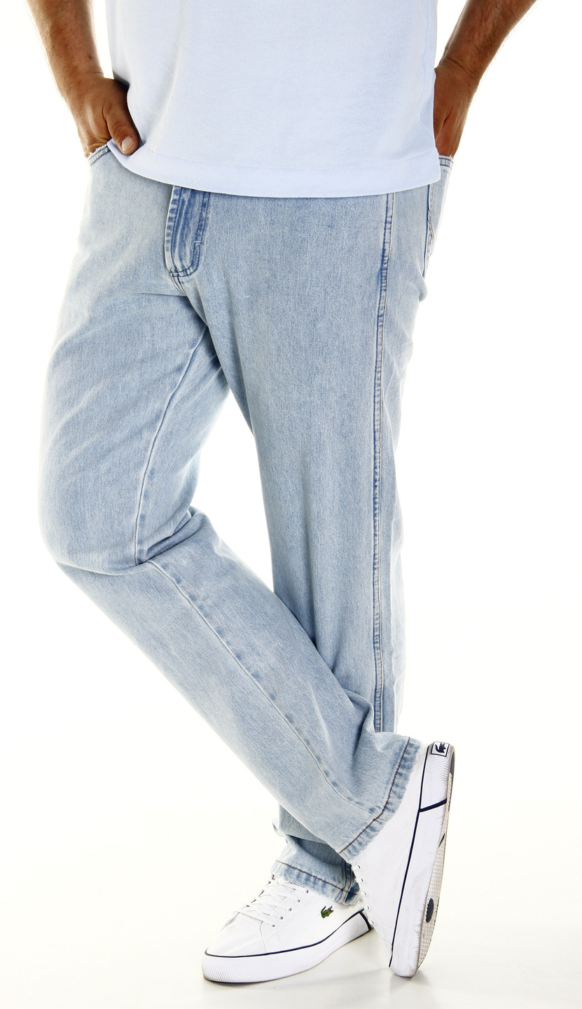WRANGLER Jeans PANTS For Men Size W48 X L32. TAG NO. 116K